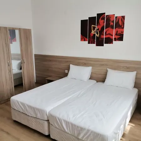 Гостевой дом Hotel Tatul *