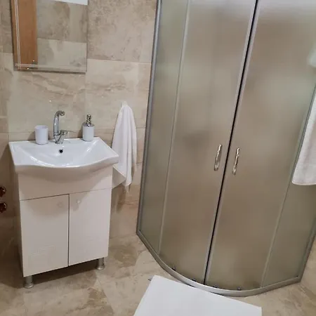 Гостевой дом Hotel Tatul Момчилград